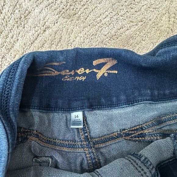 Seven7 Blue Skinny Jeans with Subtle Fading - Picture 3 of 3